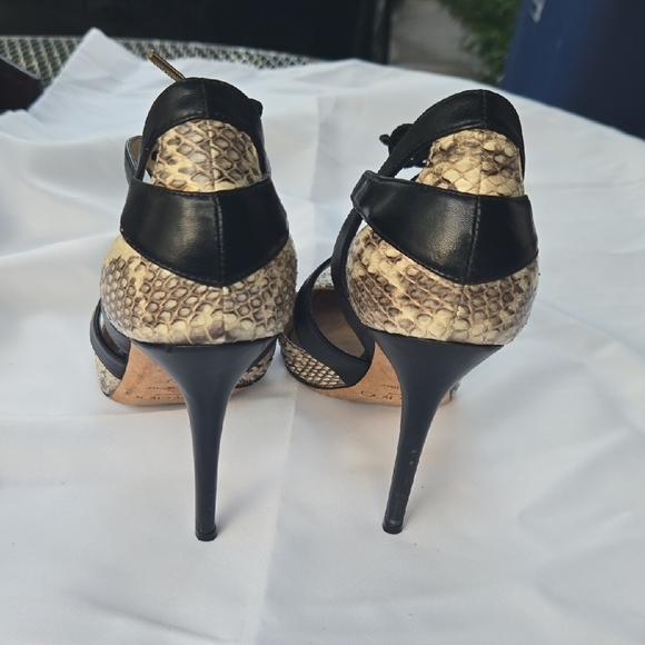 Jimmy Choo Black and Tan Heels - Picture 3 of 8